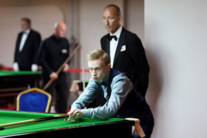 Nicklas Olsen plays a snooker shot