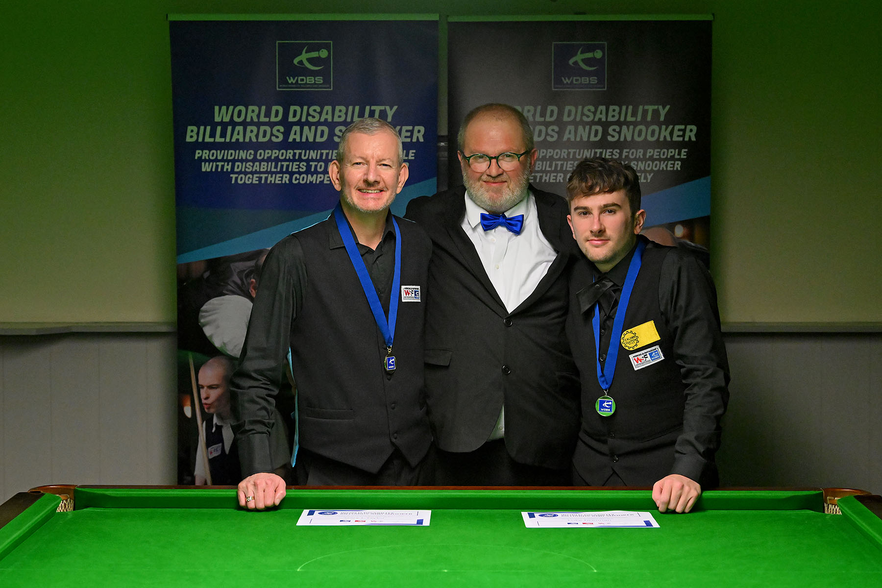 Luke Drennan, referee Patrick Casier and Gary Taylor