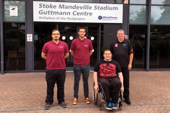 Chris Lovell visits Stoke Mandeville