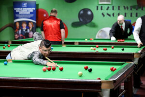 Leroy Williams plays a snooker shot