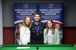 Luke Drennan poses with family after his win
